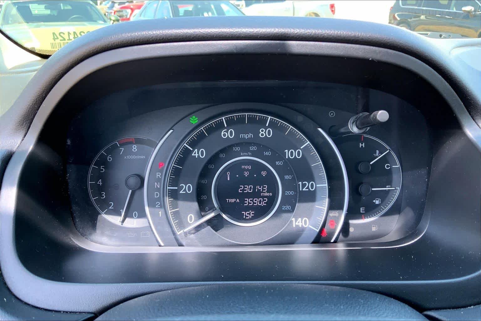 Used 2012 Alabaster Silver Metallic Honda LX image 23