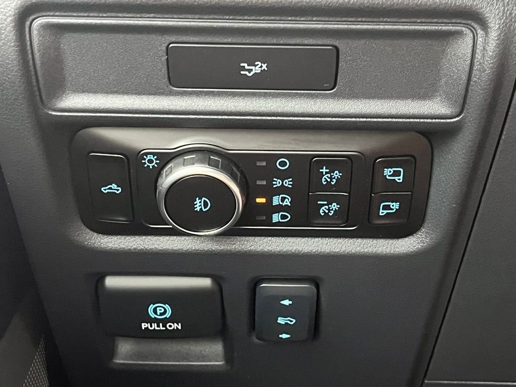 New 2026 Gray Ford Lariat image 25