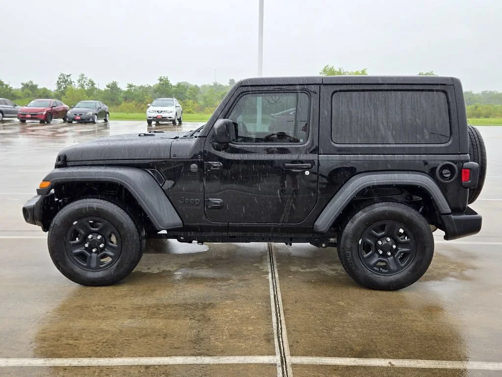 Used 2023 Black Jeep 2-Door Sport 4x4 image 7