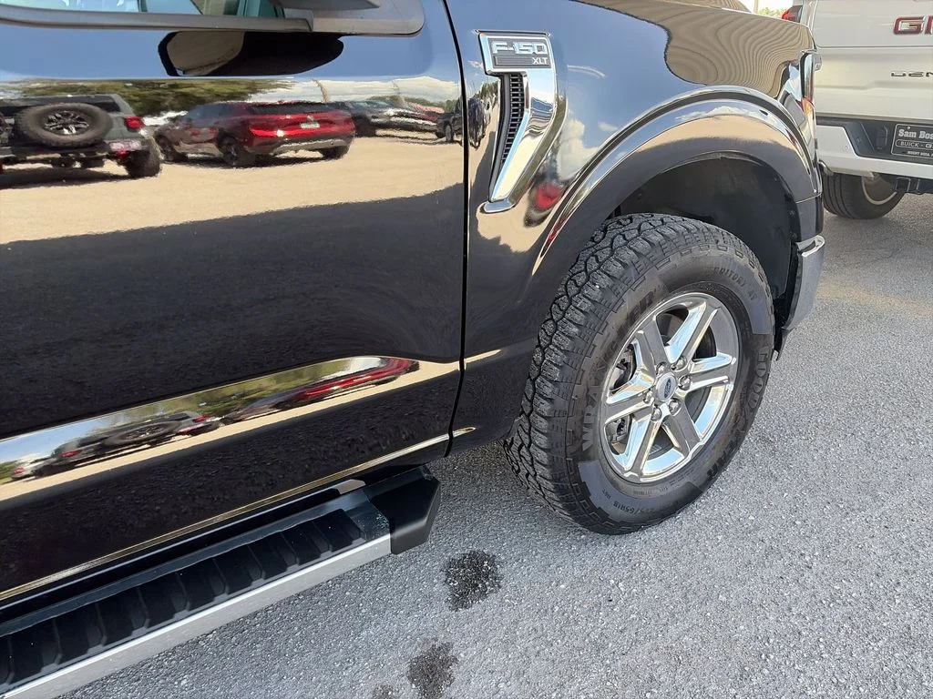 2025 Ford F-150 XLT - Photo 37