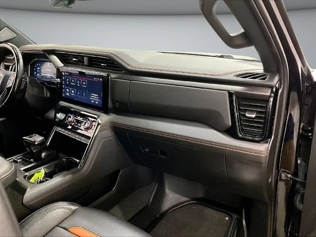 Used 2024 Black GMC AT4 image 27