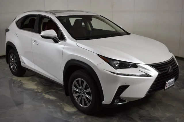 Used 2021 White Lexus 300h image 12
