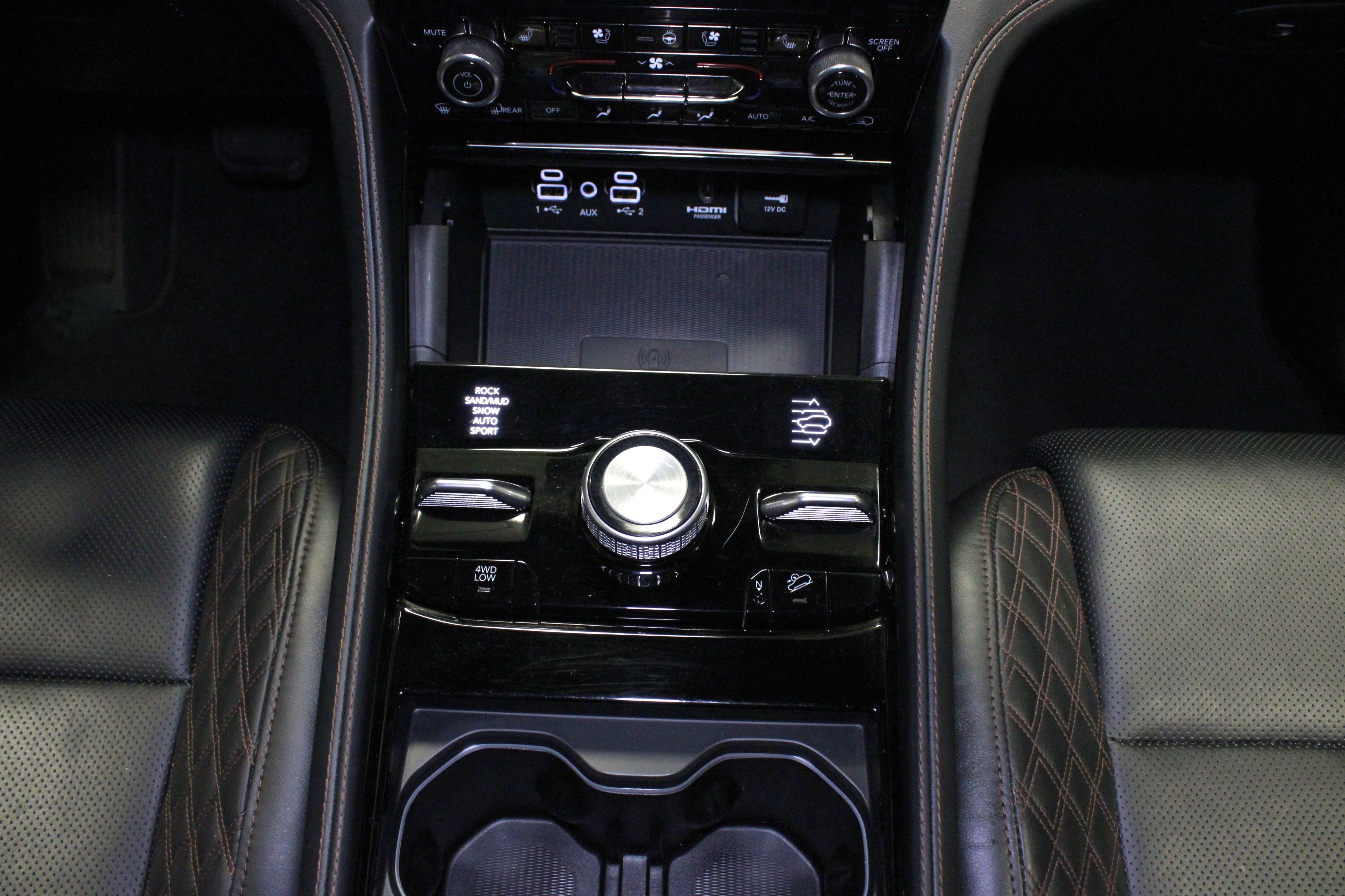 Used 2023 Bright White Clearcoat Jeep Summit image 24