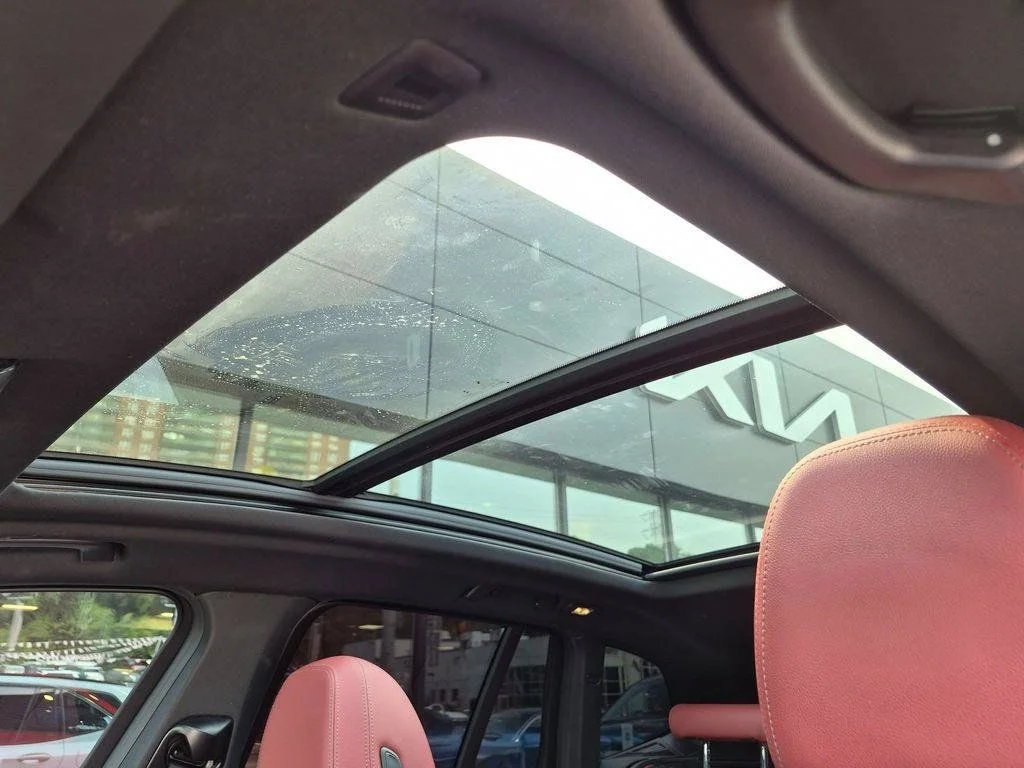 Used 2024 White BMW M40i image 25