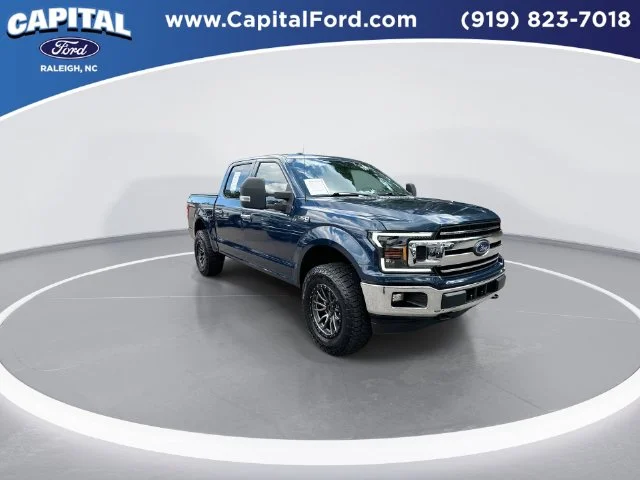Used 2018 Blue Ford XLT image 2