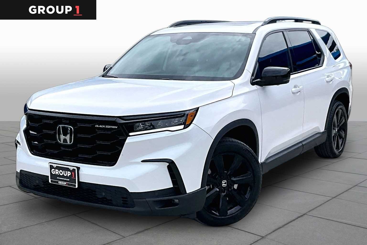 2025 Honda Pilot Black Edition AWD's photo
