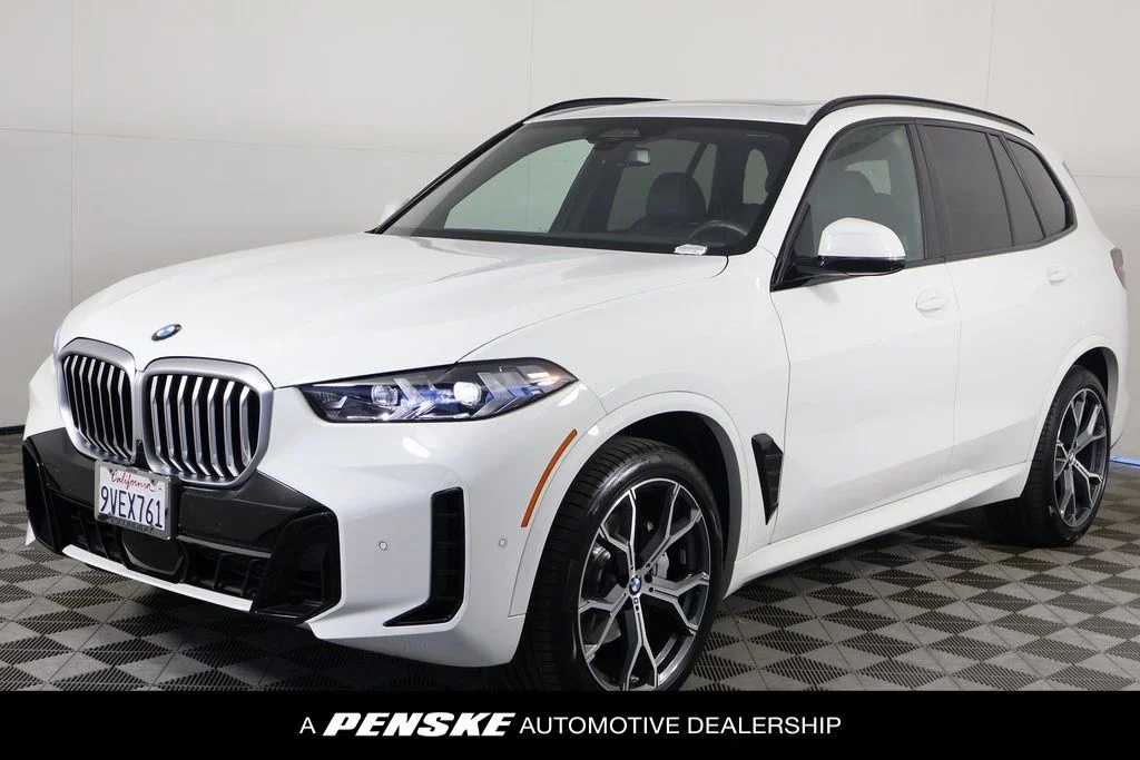 2026 BMW X5 sDrive40i's photo