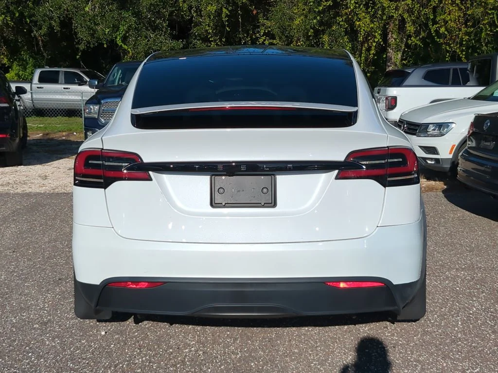 Used 2024 White Tesla Base image 8