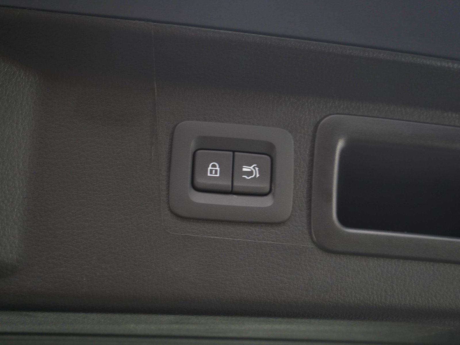 Certified Used 2026 Polymetal Gray Metallic Mazda Premium image 11