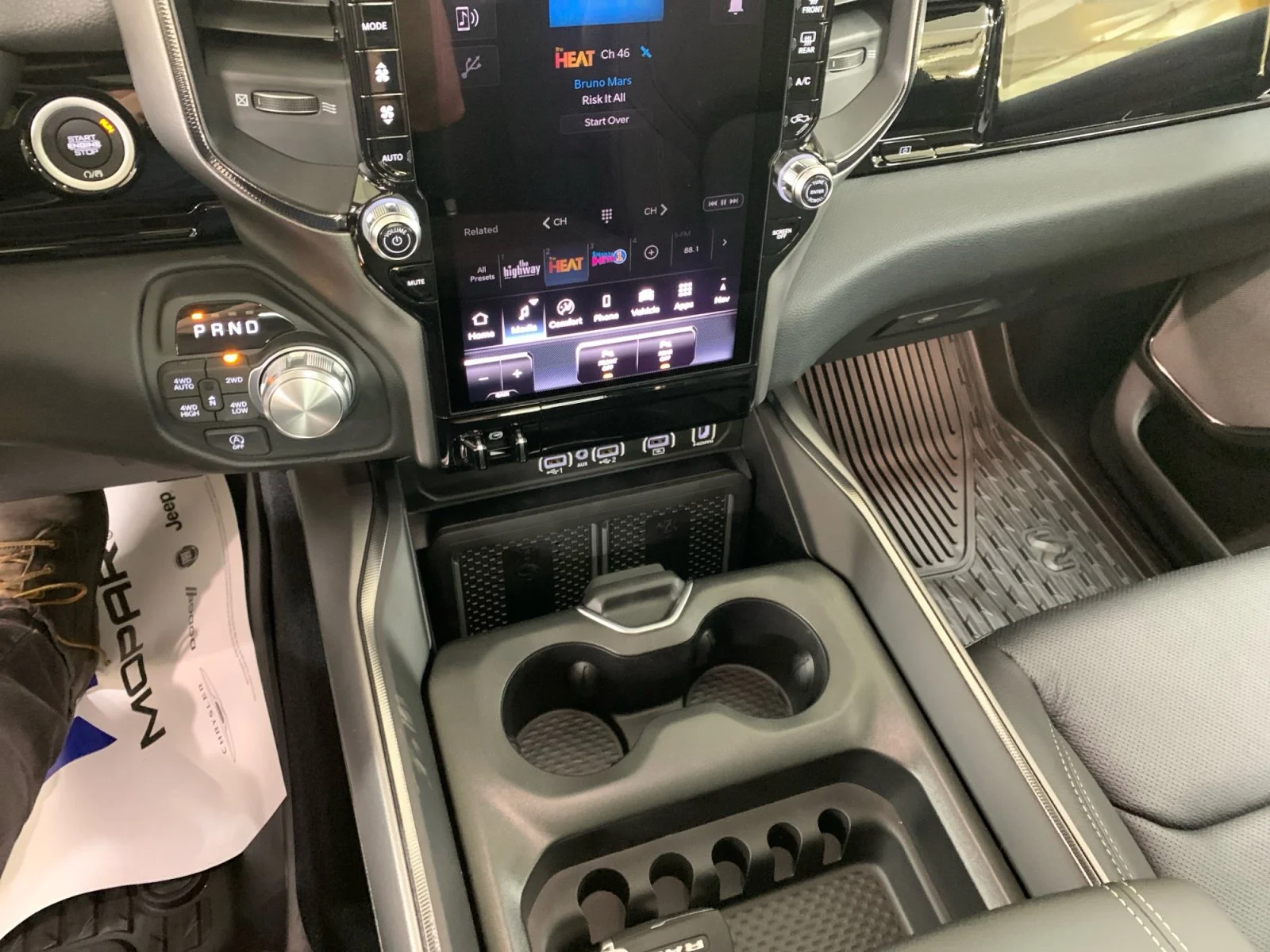 New 2026 Diamond Black Crystal Pearl Ram Sport image 15