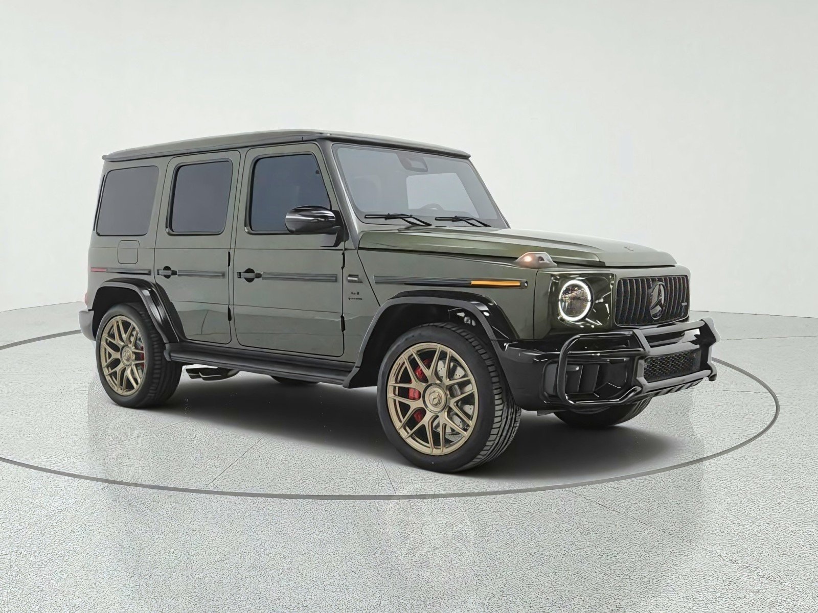 New 2027 MANUFAKTUR Olive Metallic Mercedes-Benz AMG® G 63 SUV image 3