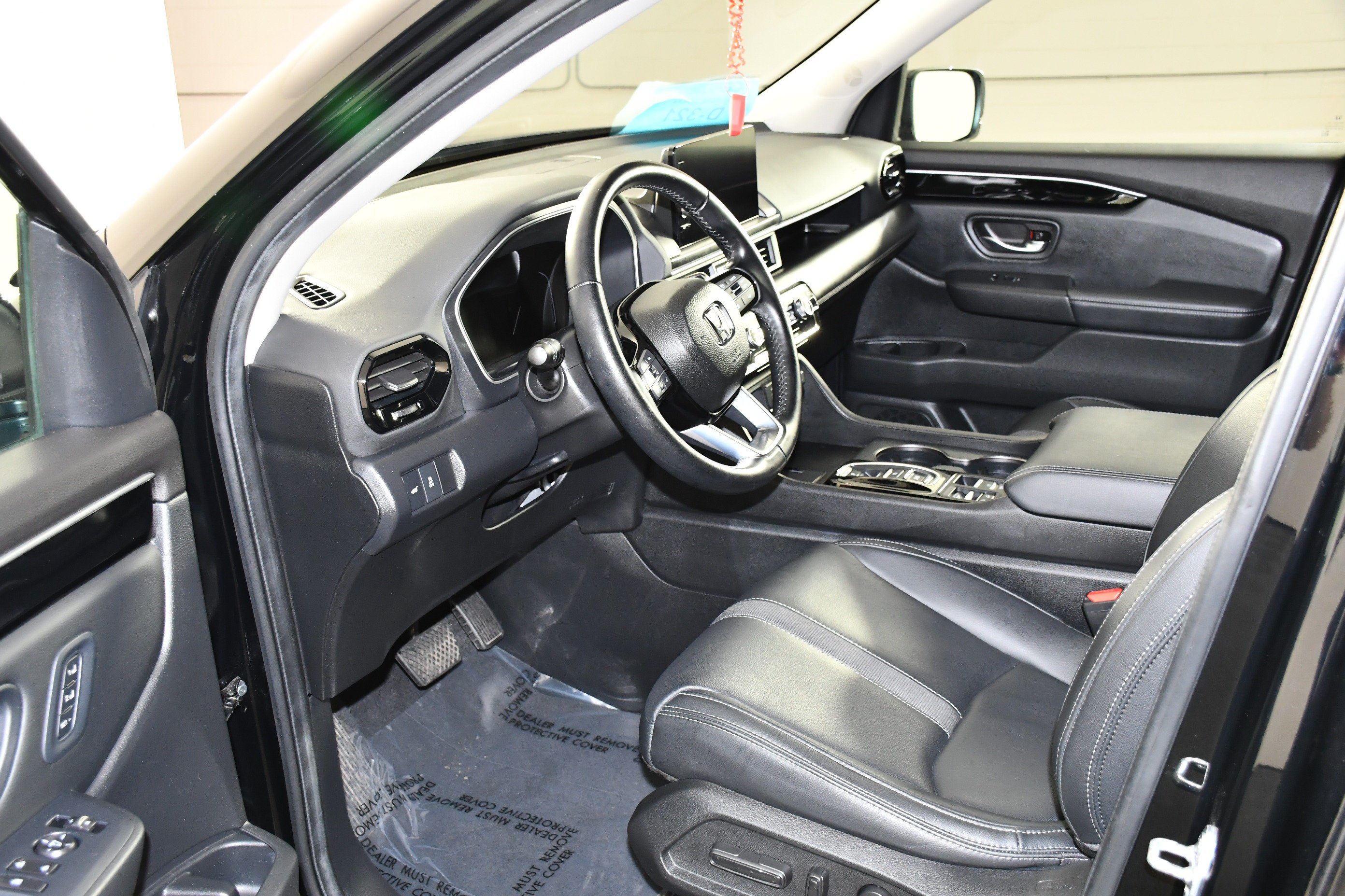 Used 2024 Crystal Black Pearl Honda EX-L 8 Passenger image 2