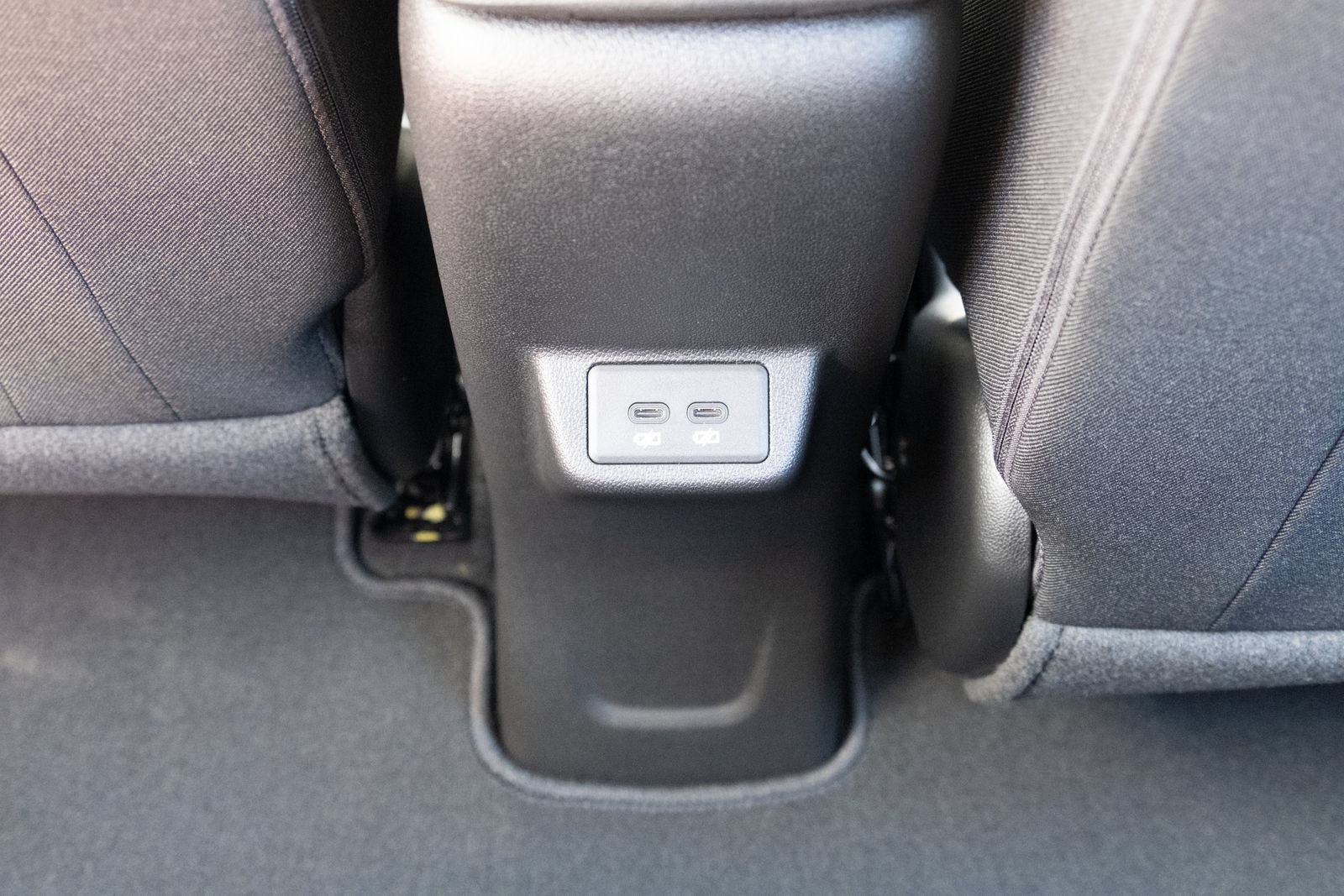 New 2027 Summit White Chevrolet LT image 15