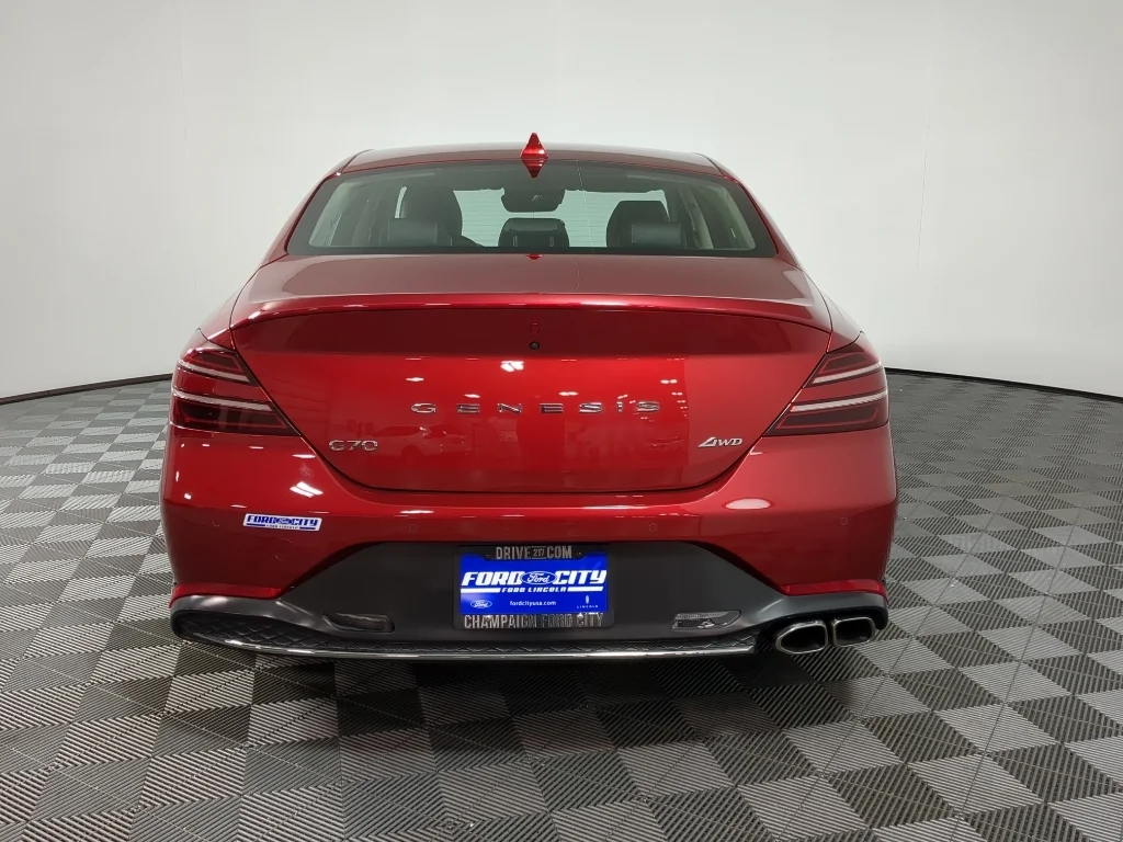 Used 2022 Red Genesis 2.0T image 7