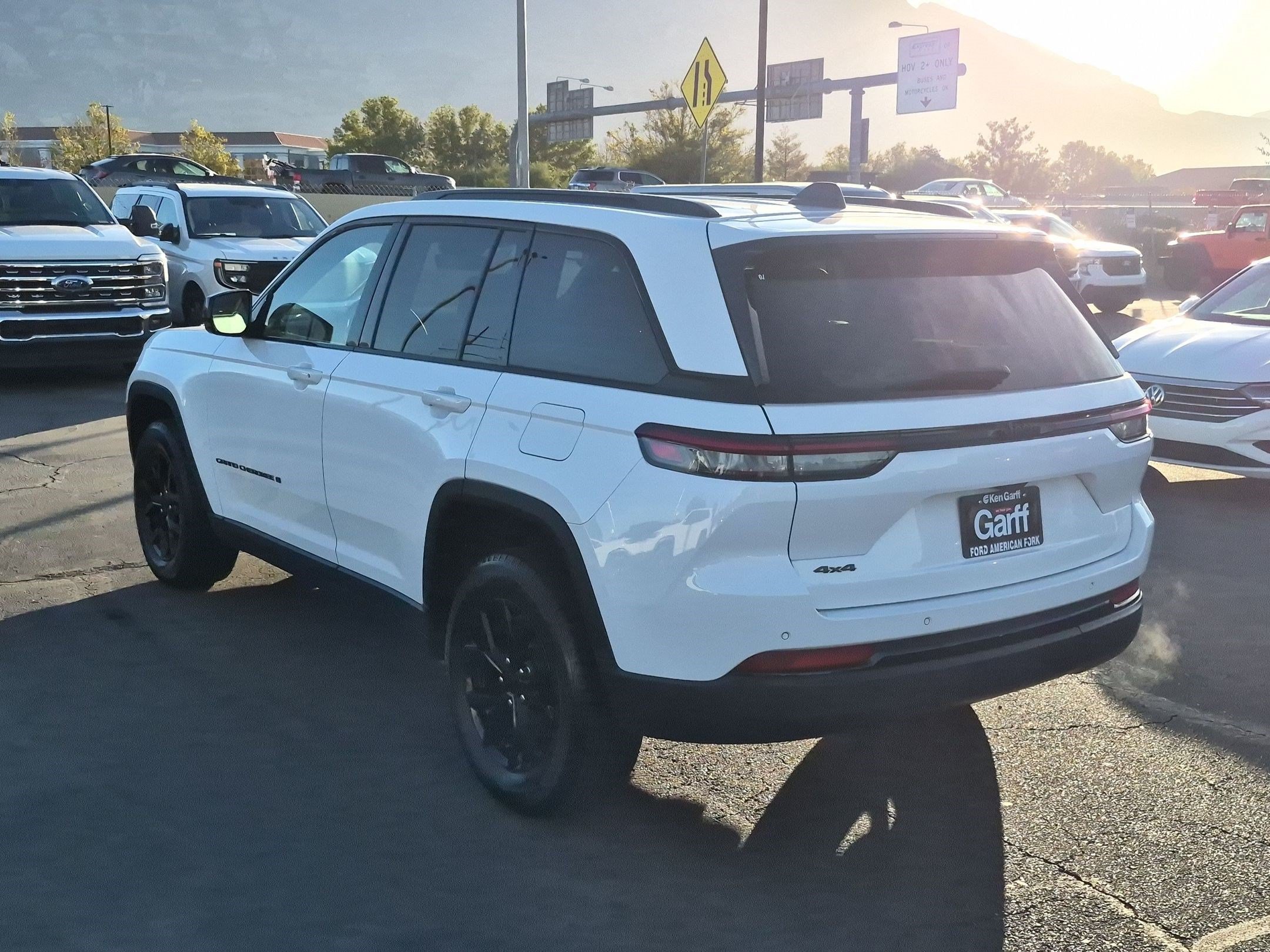 Used 2025 Bright White Clearcoat Jeep Altitude image 5