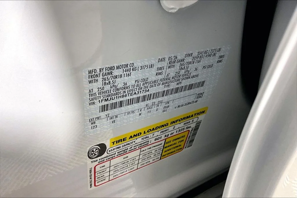 New 2026 Oxford White Ford Active image 12