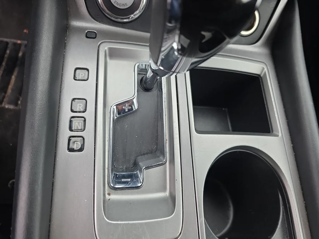 Used 2023 Gray Nissan SL image 18