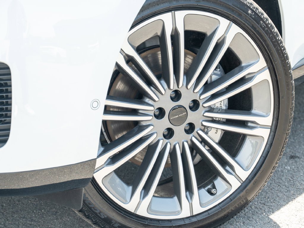 New 2026 White Land Rover SE image 9