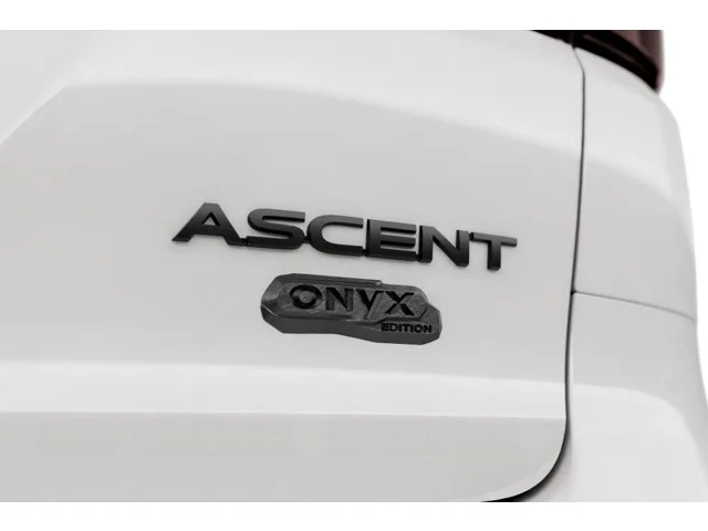 New 2027 CRYSTAL WHITE PEARL Subaru Onyx Edition Touring image 12