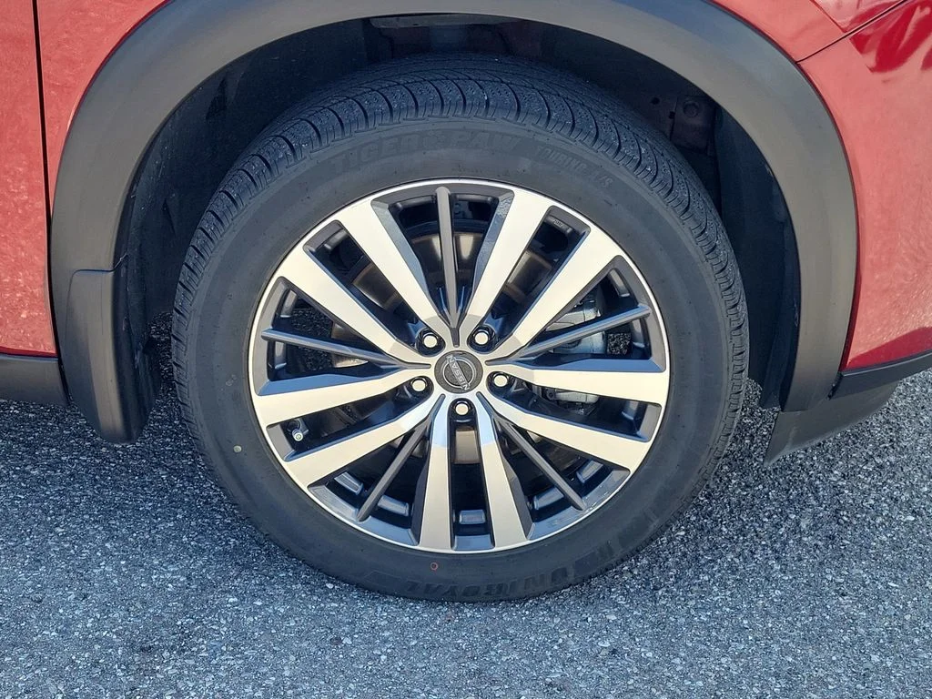 Certified Used 2022 Red Nissan Platinum image 7