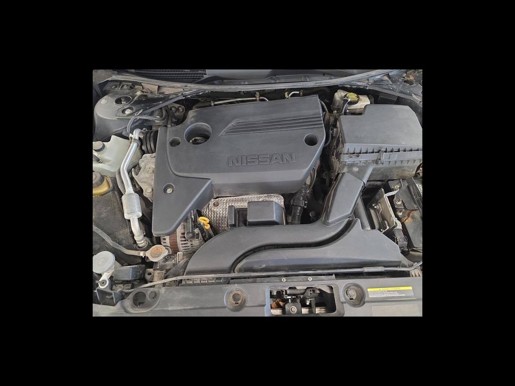 Used 2018 Gray Nissan 2.5 SR image 21