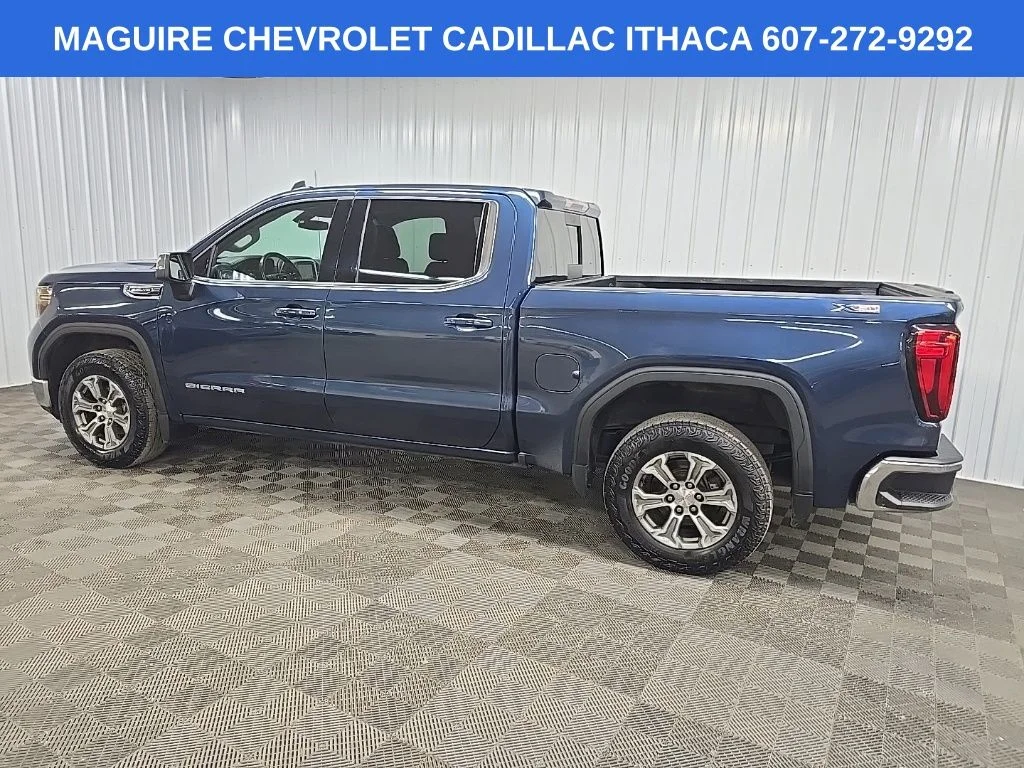 Used 2019 Blue GMC SLE image 4