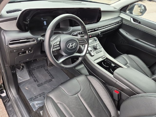 Used 2024 Black Hyundai SEL image 10