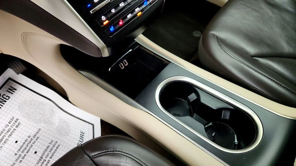 Used 2019 Iced Mocha Metallic Lincoln Reserve AWD w/ 2.3L Turbo, Technology Pkg & Climate Pkg image 17