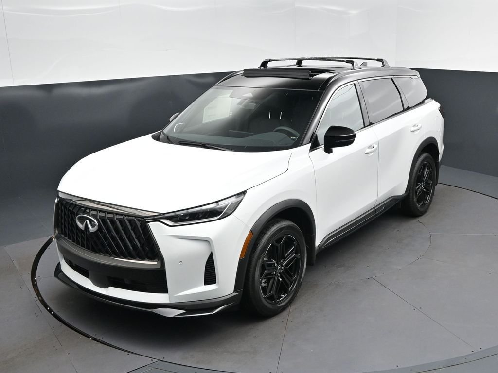 New 2027 2T RAD WHT INFINITI Sport AWD image 32