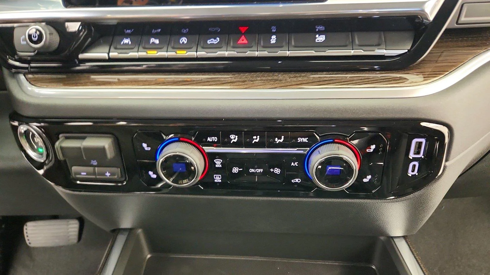 2026 Chevrolet Silverado 1500 LT - Photo 22