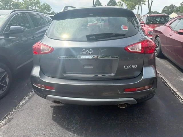 Used 2017 Graphite Shadow INFINITI Base image 8