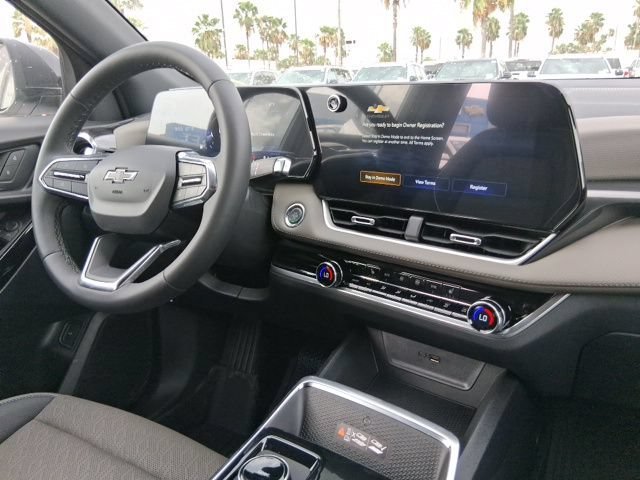 2027 Chevrolet Equinox LT - Photo 12