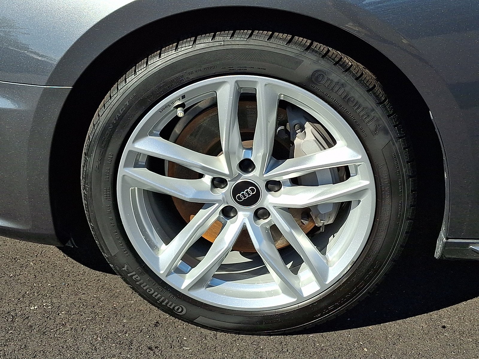 Used 2024 Daytona Gray Pearl Effect   6Y6y Audi S line Premium image 8