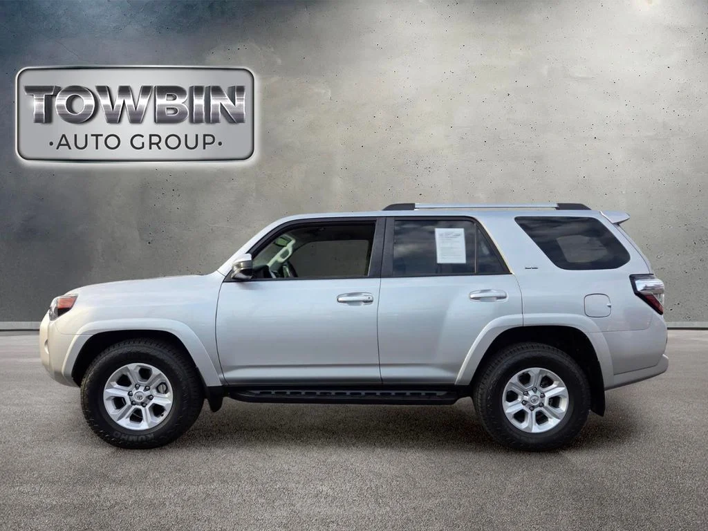 Used 2023 Silver Toyota SR5 image 7