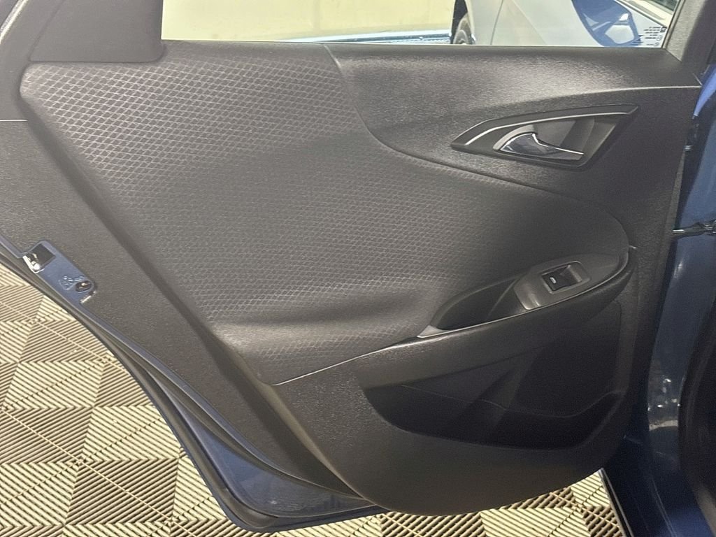 Used 2025 Blue Chevrolet LT image 18