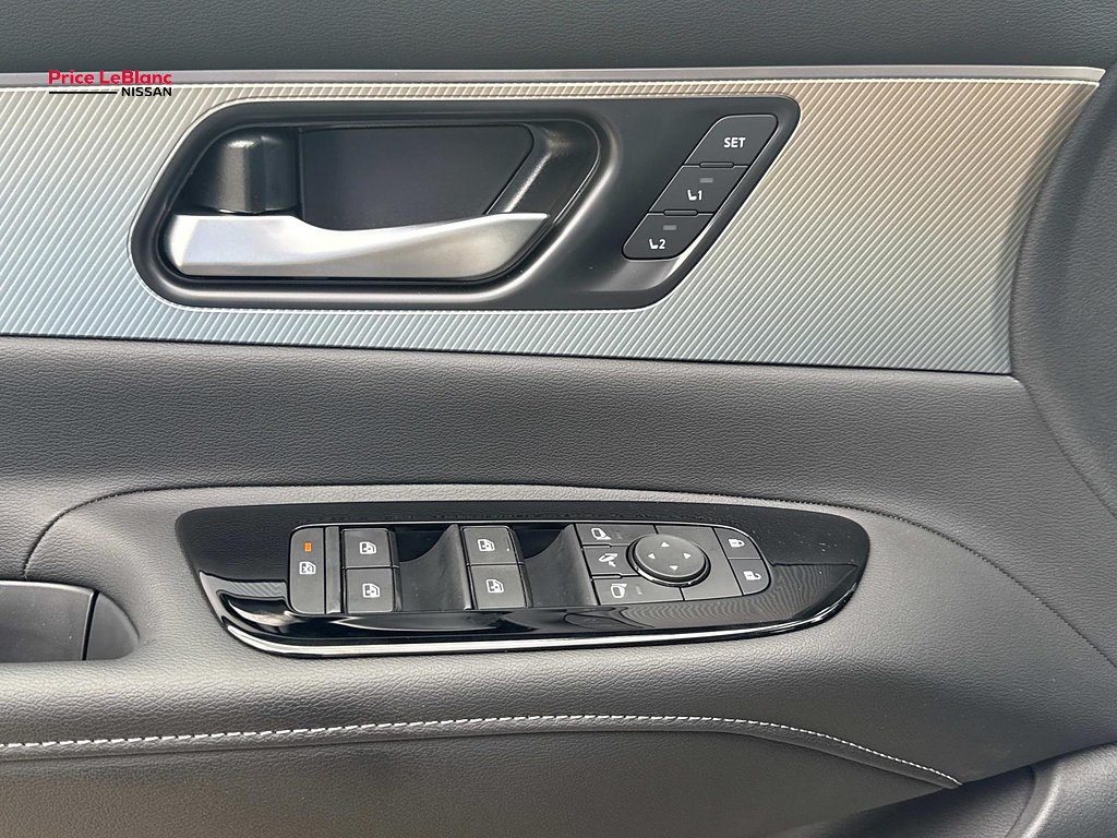 New 2026 Champagne Silver Metallic Nissan SL image 12