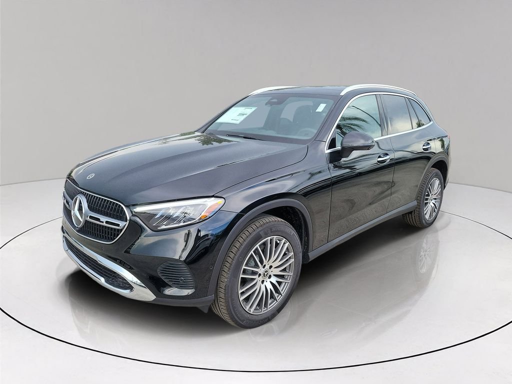 New 2027 Black Mercedes-Benz GLC 300 image 3