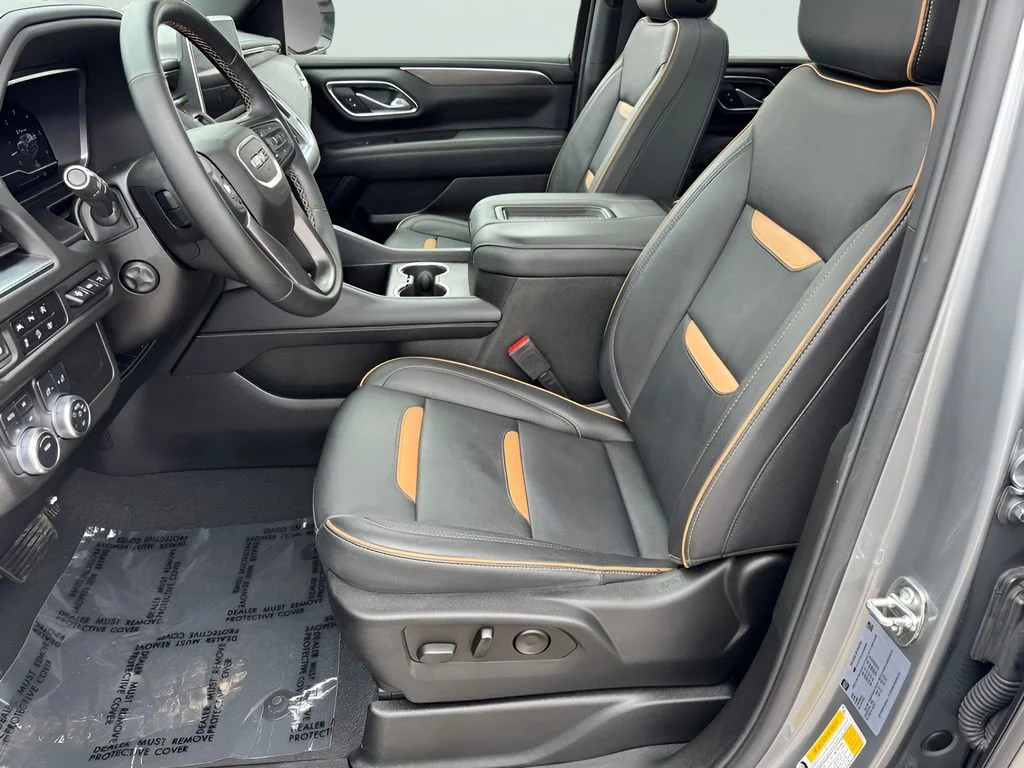 Used 2023 Sterling Metallic GMC AT4 image 12