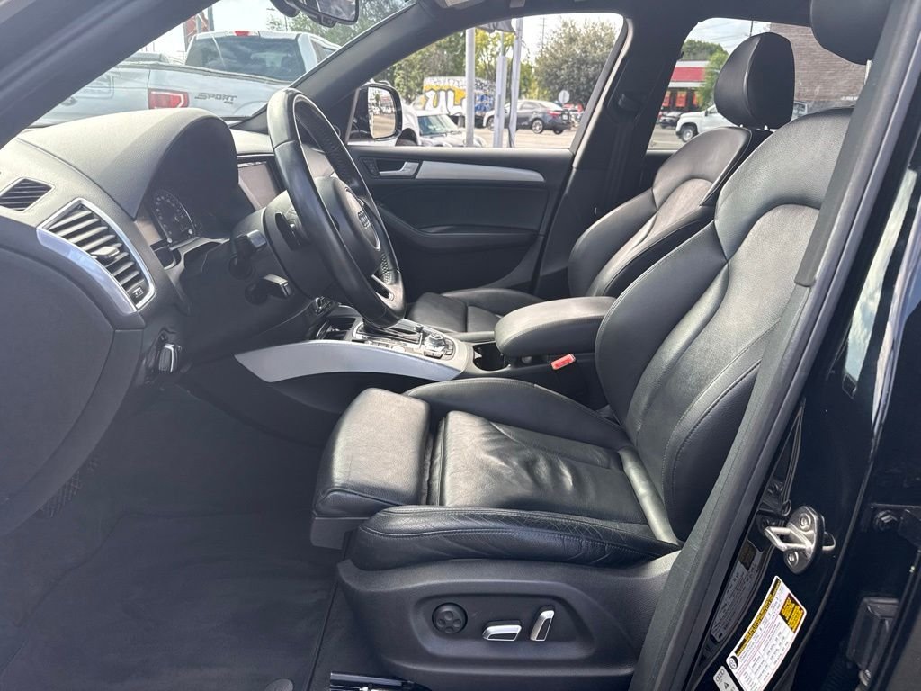 Used 2017 Black Audi 2.0T Premium Plus image 9