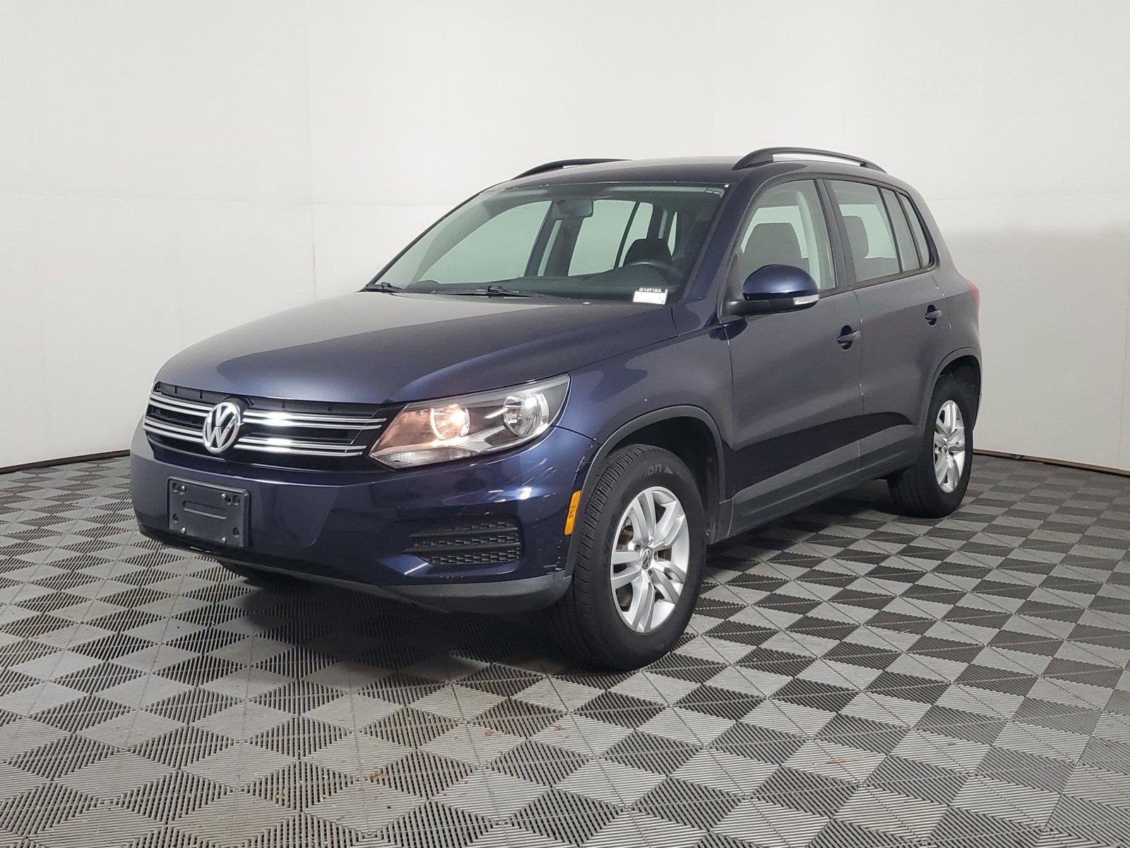 2015 Volkswagen Tiguan S