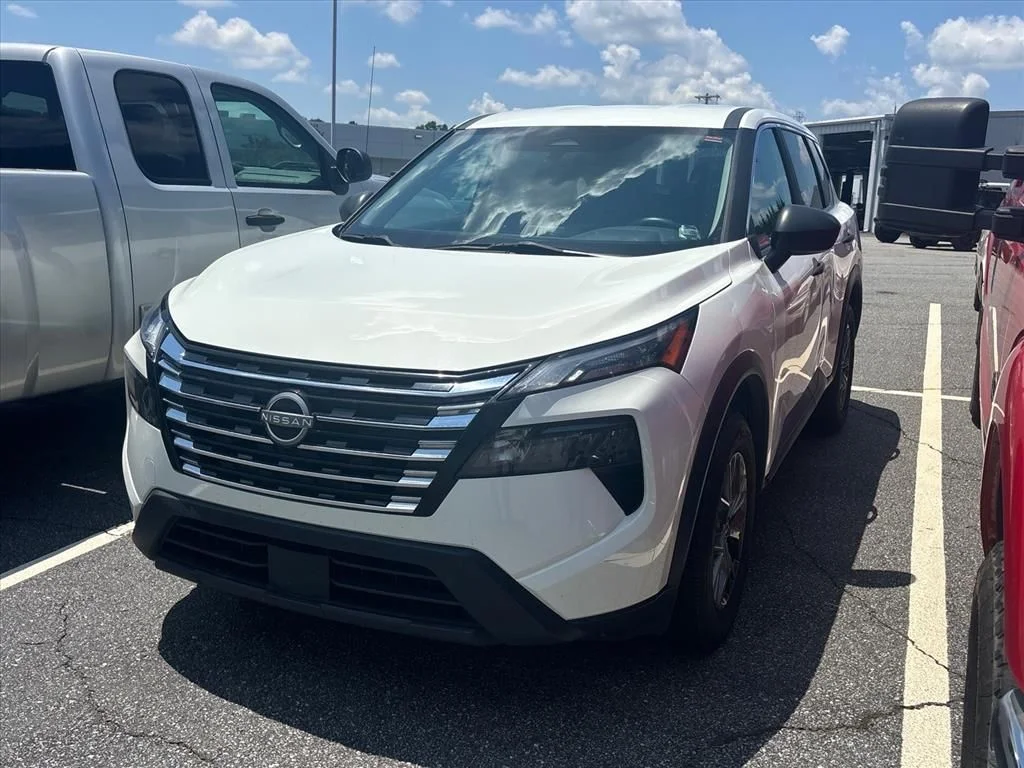 Used 2024 White Nissan S image 2