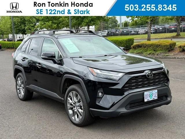 2023 Toyota RAV4 XLE Premium