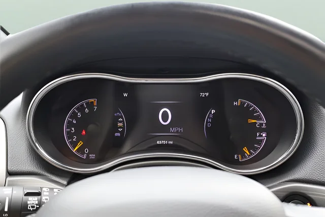 Used 2020 Silver Jeep Limited image 20