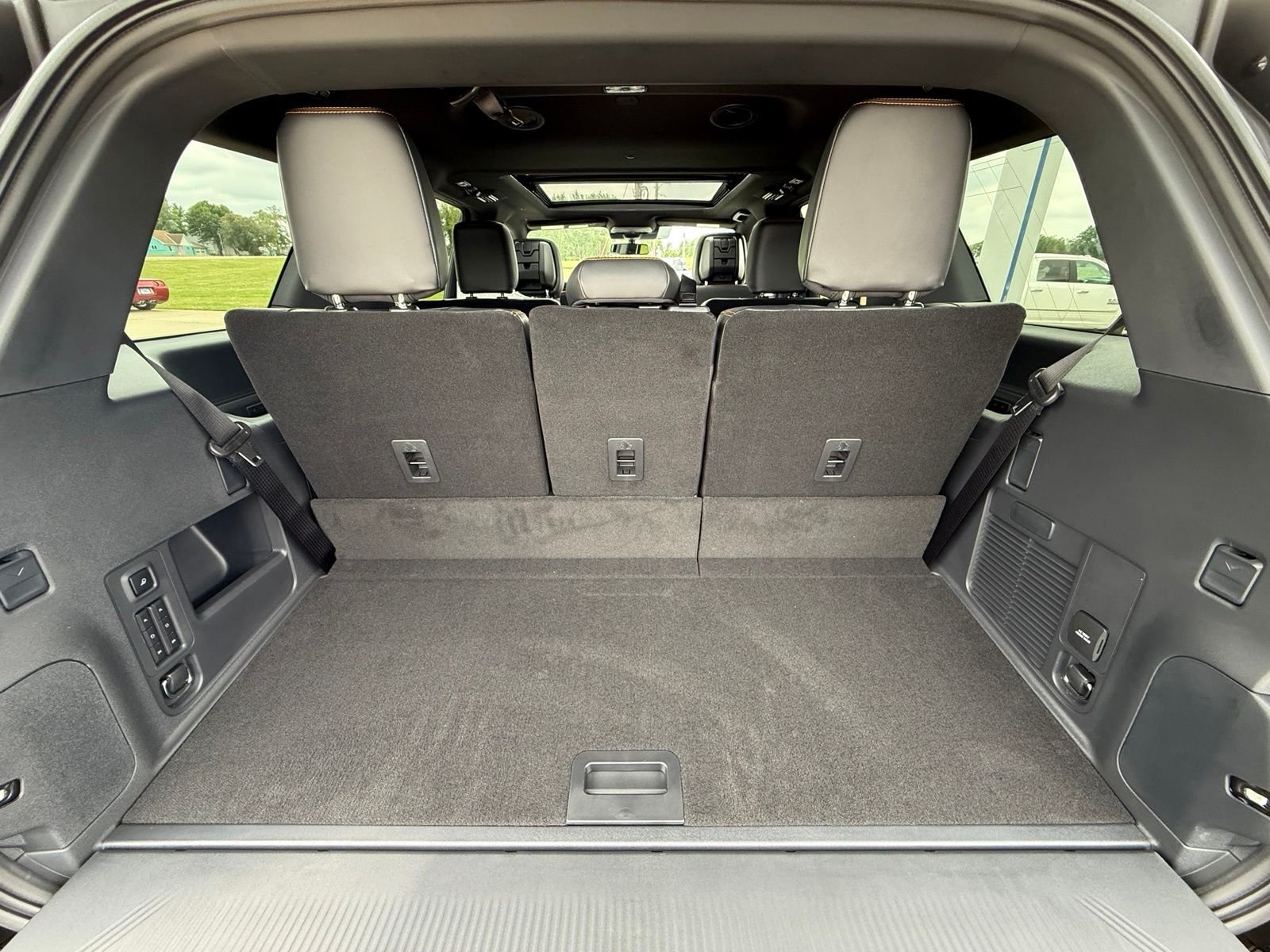 New 2026 Gray Ford Tremor image 12