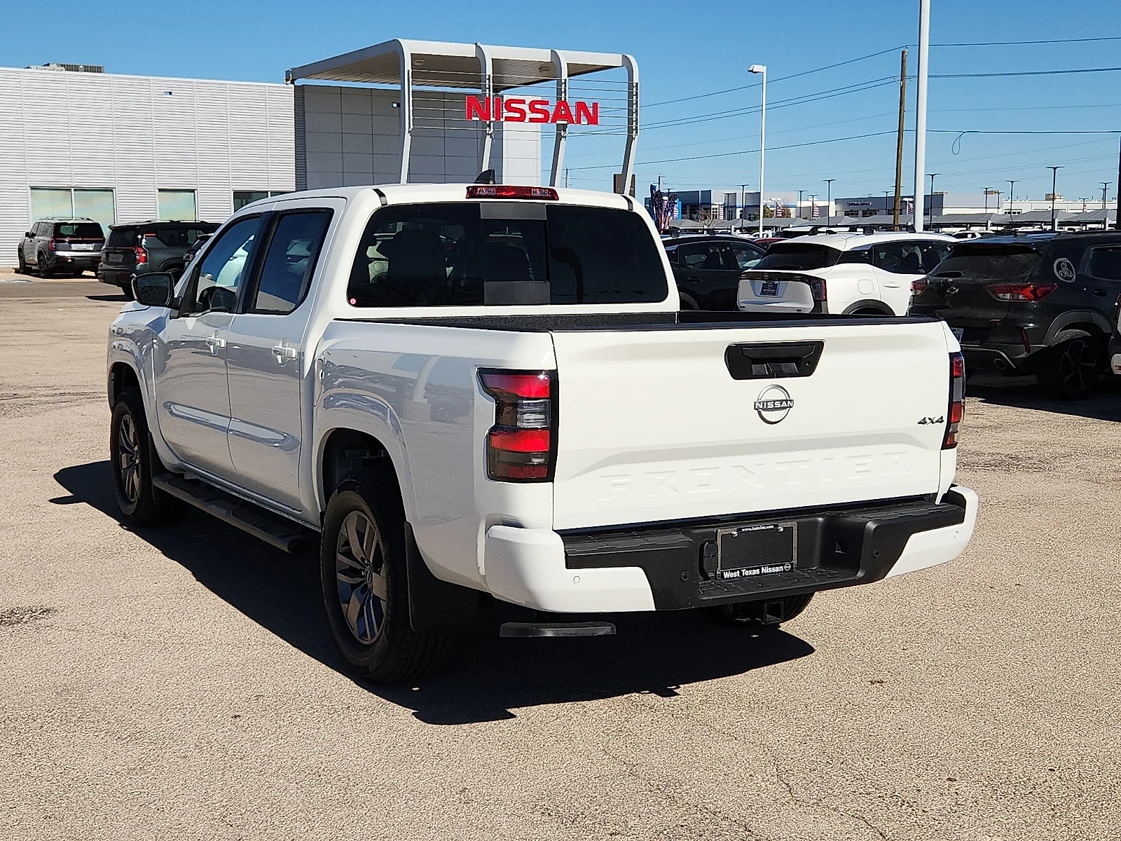 New 2026 QAK Glacier WH Nissan SV 4x4 Crew Cab 5 ft. box 126 in. WB image 3
