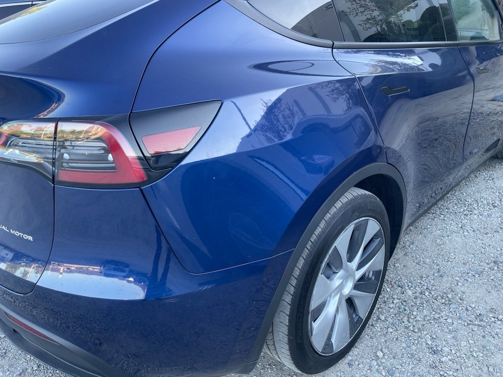 Used 2023 Deep Blue Metallic Tesla Long Range image 4