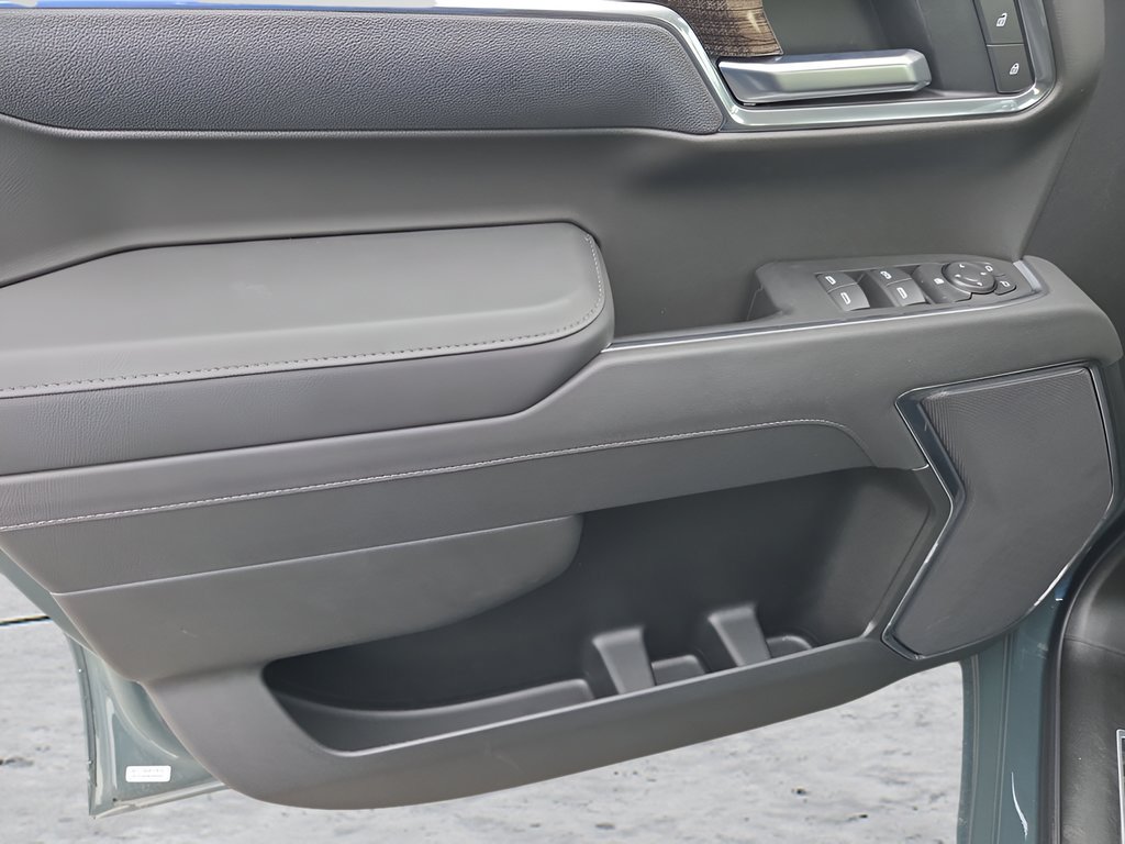 New 2025 Cypress Gray Chevrolet LT (2FL) image 13