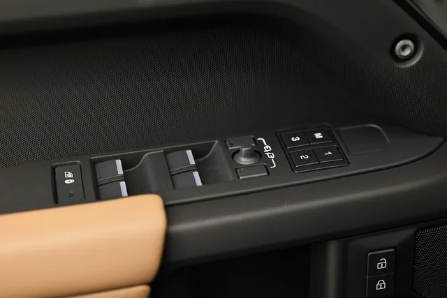 New 2026 Gray Land Rover X-Dynamic SE image 18