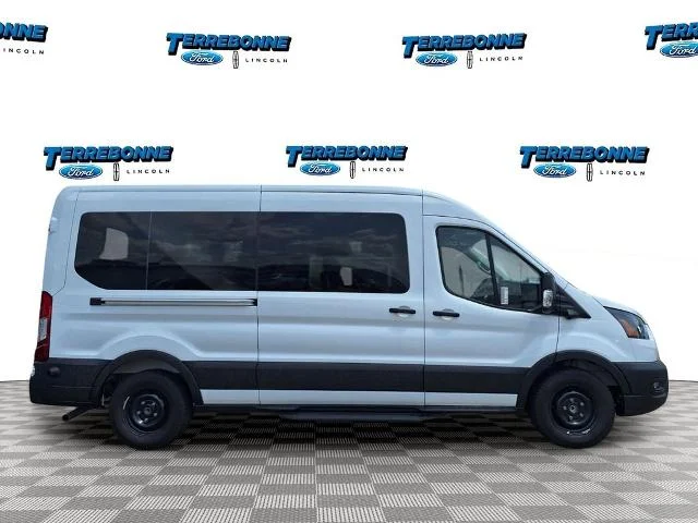 New 2026 Oxford White Ford Passenger Van XL image 24