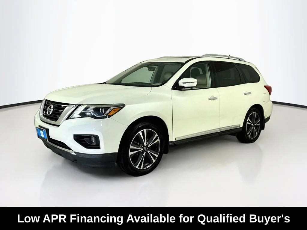 Used 2017 Pearl White Nissan Platinum image 3